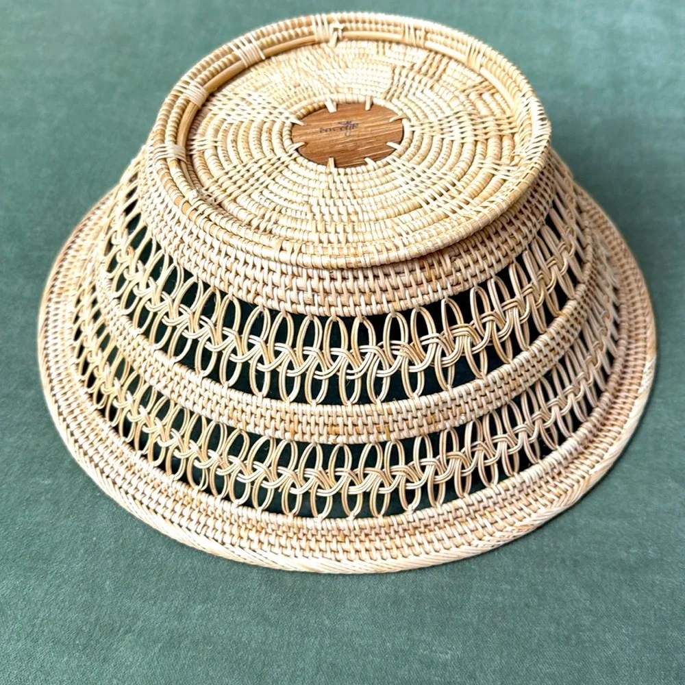 Hand Woven large Rattan Decorative fruit Bowl basket